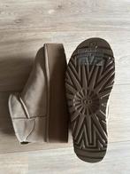 UGG Ultra Mini Platform Sand maat 39, Kleding | Dames, Schoenen, UGG, Beige, Nieuw, Ophalen of Verzenden