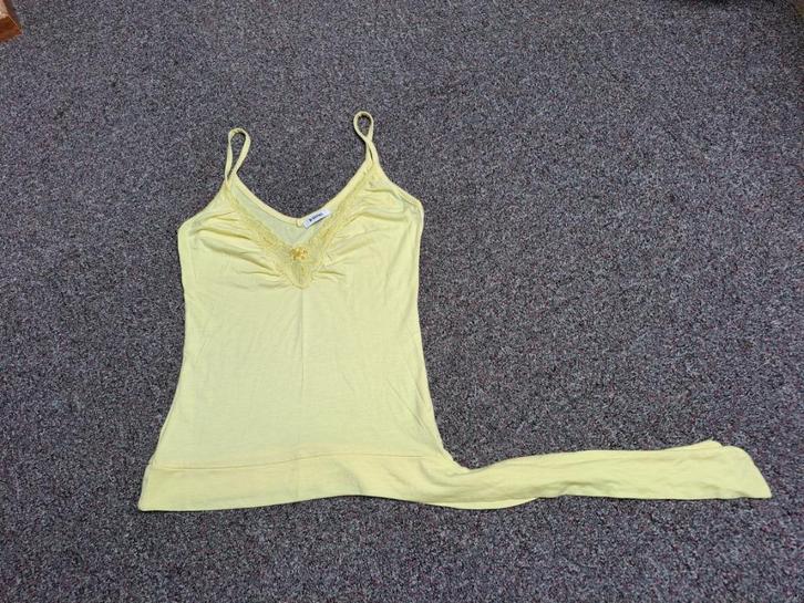Top-hemdje met strik-band, Kleding | Dames, Tops, Nieuw, Maat 36 (S), Geel, Zonder mouw, Verzenden