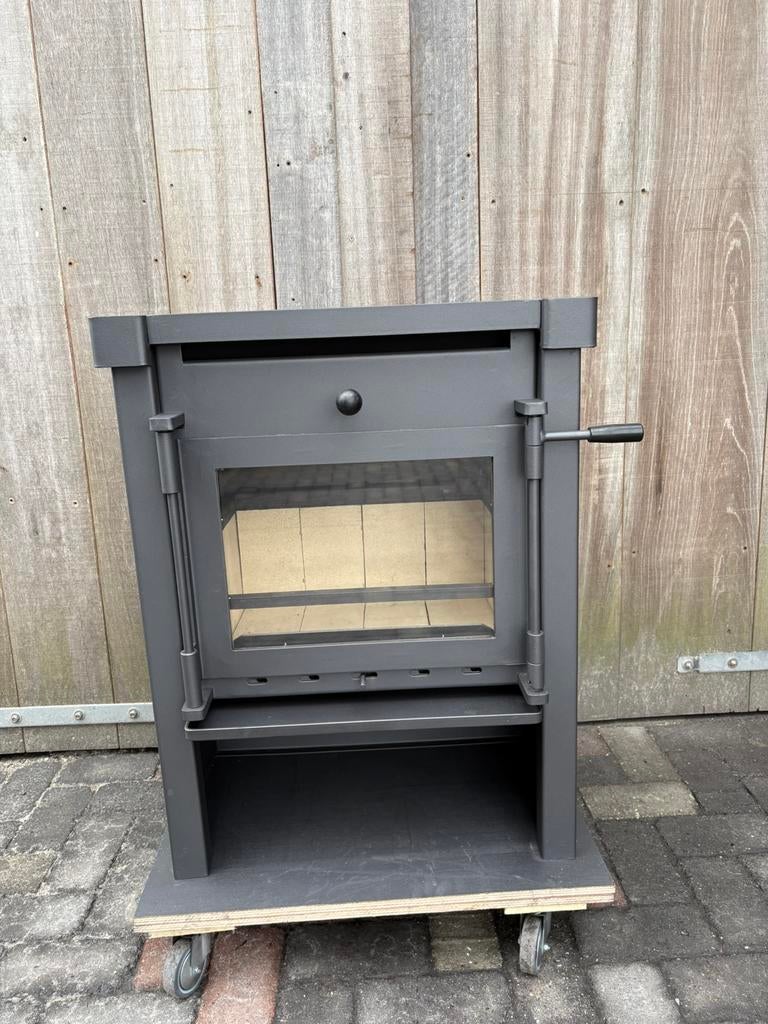 Janus 9 houtkachel, Huis en Inrichting, Kachels, Zo goed als nieuw, Vrijstaand, Houtkachel, Hout, Ophalen of Verzenden