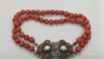 Zilveren Bloedkoraal Armband - Klederdracht, Ophalen of Verzenden, Oranje, Zilver, Met edelsteen