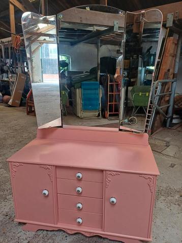 Prachtige roze vintage kaptafel / spiegelcommode, 100x45x161 beschikbaar voor biedingen
