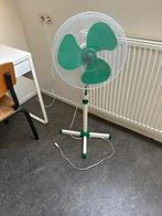 Staande ventilator - Groen/Wit gratis, Ophalen, Ventilator met afstandsbediening, Gebruikt, Statiefventilator