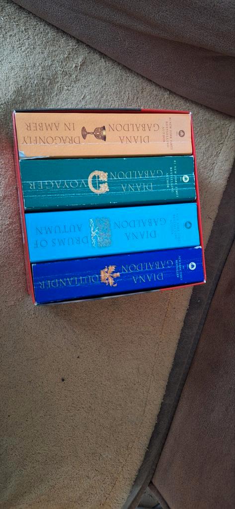 Outlander Boeken - Engelse Versie, Boeken, Romans, Zo goed als nieuw, Amerika, Ophalen of Verzenden