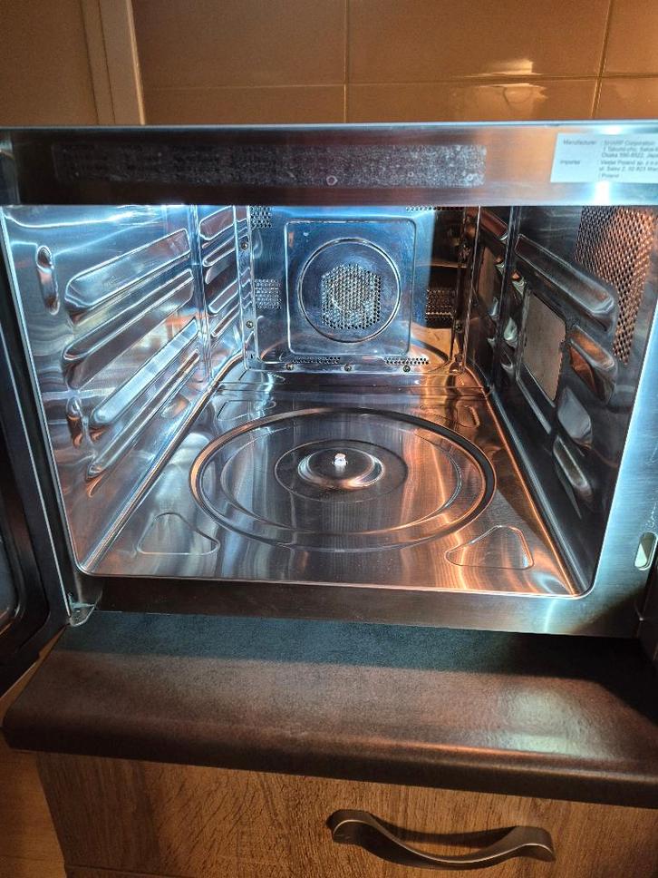 SHARP  R-971(IN)W magnetron combi, Witgoed en Apparatuur, Magnetrons, Zo goed als nieuw, Vrijstaand, 45 tot 60 cm, Crisp, Grill