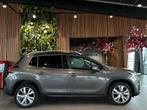 Peugeot 2008 1.2 PureTech Allure, Stof, Euro 6, 1199 cc, 1165 kg