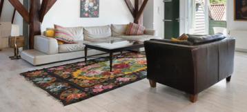 salontafel met glazen blad beschikbaar voor biedingen