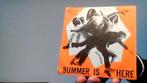 outsiders jukebox single summer is here jaren 60, Ophalen of Verzenden, Zo goed als nieuw, Pop, Single