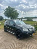 Mercedes-Benz M-Klasse 3.5 Ml350 4MATIC AUT 2005 Zwart, Automaat, Zwart, Origineel Nederlands, Vierwielaandrijving