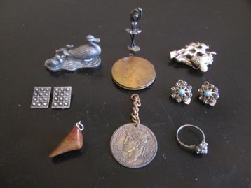 Snuisterijen Broches Oorbellen Balletdanseres Eendjes Hanger beschikbaar voor biedingen