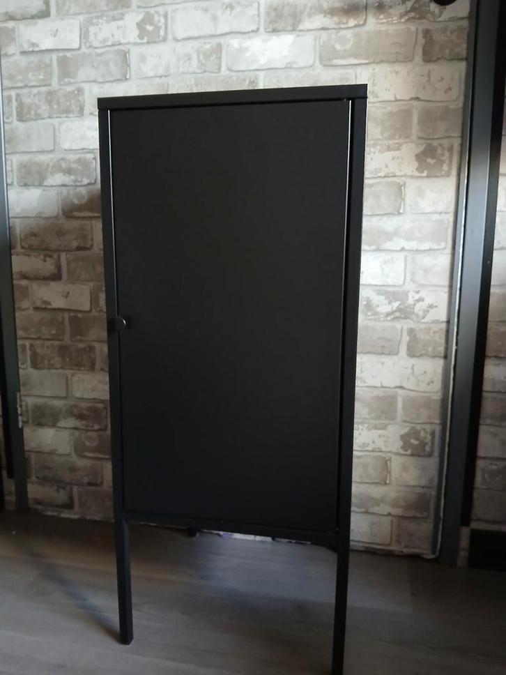 LIXHULT metalen kast, Huis en Inrichting, Kasten | Schoenenkasten, Gebruikt, Ophalen