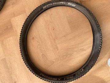 MTB (Schwalbe, Kenda etc.)banden en 1 set racefietsbanden beschikbaar voor biedingen