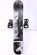 151 snowboard GENERICS TRUE, Black/grey, CAMBER, Sport en Fitness, Snowboarden, Verzenden, Gebruikt, Board