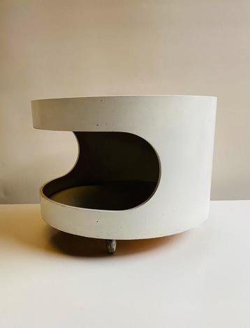 Space Age bijzettafel / koffietafel van Opal beschikbaar voor biedingen