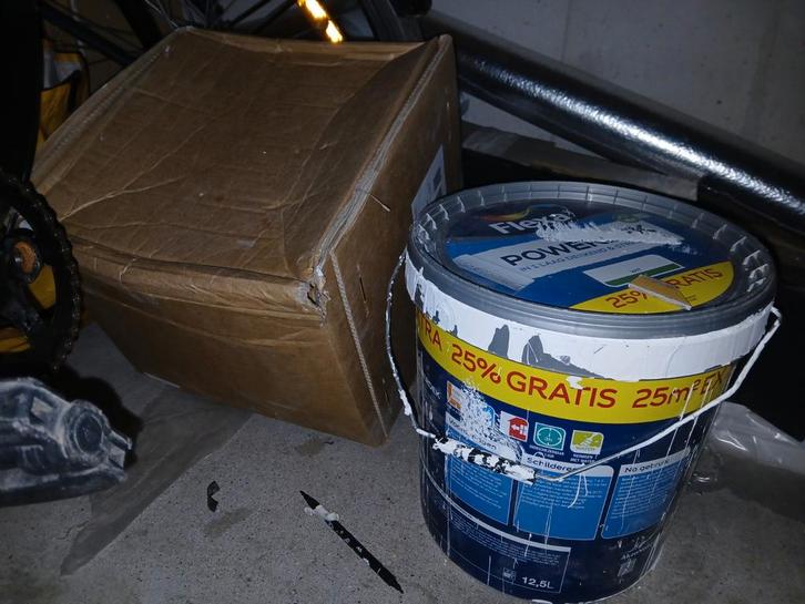 Titel, Doe-het-zelf en Verbouw, Verf, Beits en Lak, Zo goed als nieuw, Verf, Wit, Ophalen