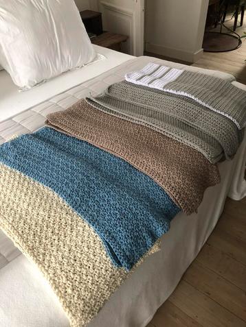 NIEUW BIOKATOEN DEKEN SPREI WIKKELDOEK VERSCHILLENDE KLEUREN beschikbaar voor biedingen