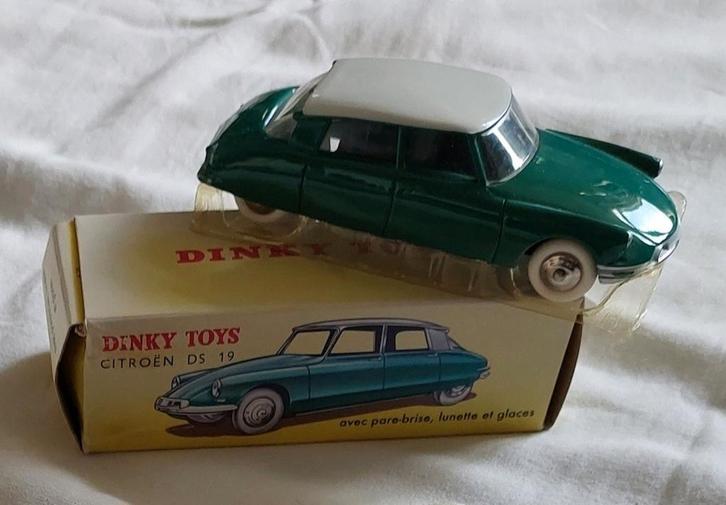 Dinky Toys Citroën DS 19 - Vintage - met doosje én boekje, Hobby en Vrije tijd, Modelauto's | 1:43, Gebruikt, Auto, Overige merken