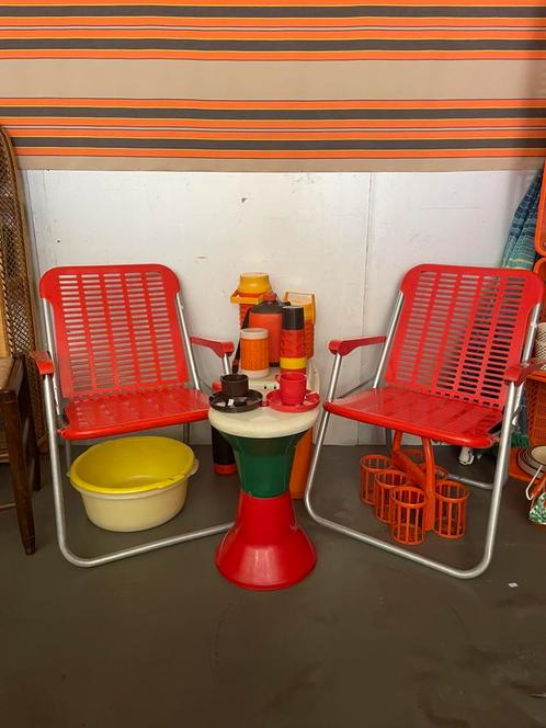 2 vintage jaren 70 rode klap stoelen/ tuinstoelen, Verzamelen, Retro, Huis en Inrichting, Ophalen