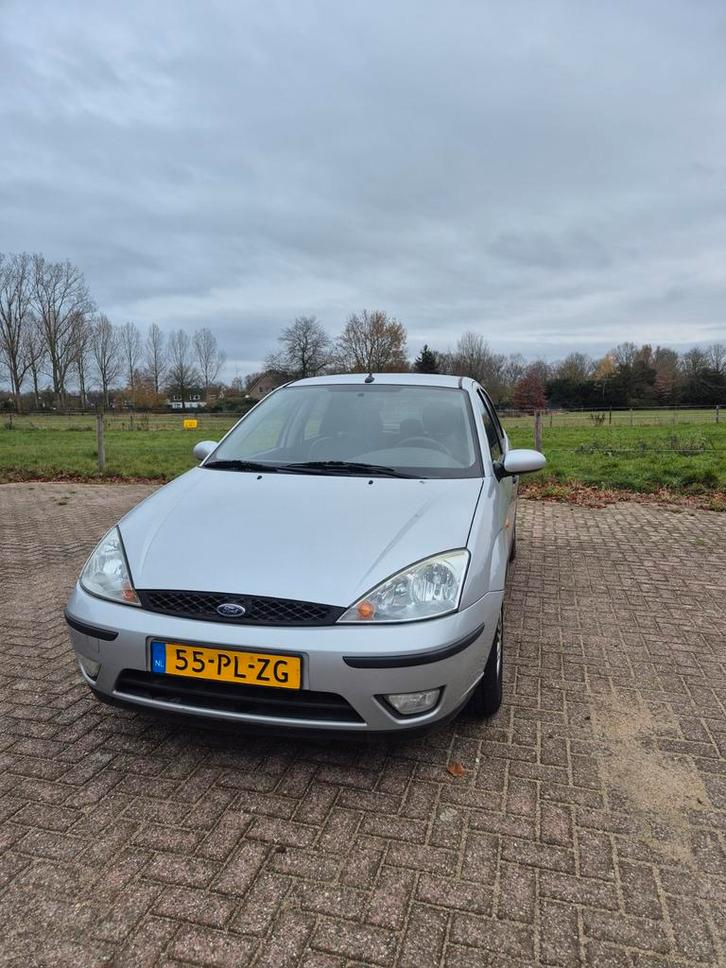 Ford Focus 1.6 I Ghia 2004 Grijs, Auto's, Ford, Particulier, Focus, Benzine, C, Hatchback, Handgeschakeld, Origineel Nederlands