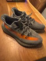 Adidas Yeezy Boost 350 V2, Overige kleuren, Overige typen, Ophalen of Verzenden, Zo goed als nieuw