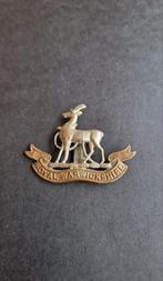 Royal Warwickshire capbadge WWII, Ophalen of Verzenden, Engeland, Embleem of Badge
