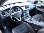 Volvo V60 2.0 T3 Nordic+-Standkachel-Volvo Dealeronderhouden, Auto's, 4 cilinders, 1969 cc, Leder en Stof, Zwart