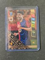 Lamine Yamal Momentum FIFA 365 Adrenalyn XL, Ophalen of Verzenden, Zo goed als nieuw, Losse kaart, Foil