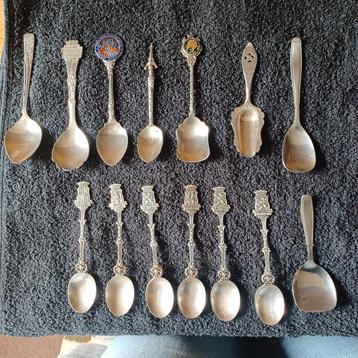 Vintage theelepels  beschikbaar voor biedingen