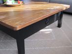 Een ruime salontafel, Huis en Inrichting, Tafels | Salontafels, Ophalen, Gebruikt, Vierkant, Minder dan 50 cm