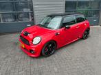 Mini cooper S john cooper works automaat, Auto's, Mini, Zwart, 4 cilinders, 4 stoelen, Leder en Stof