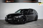 BMW 3-serie Touring 318i M Sport *Apple CarPlay* NAP, Automaat, Gebruikt, 1465 kg, Zwart