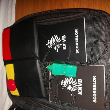 B en D scheidsrechters map beschikbaar voor biedingen