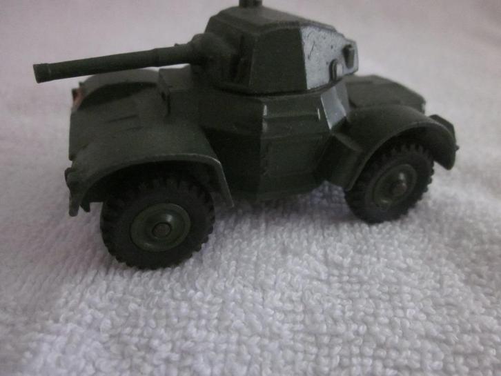 Dinky Toys Armoured Car 670 ., Hobby en Vrije tijd, Modelauto's | 1:43, Zo goed als nieuw, Auto, Dinky Toys, Ophalen of Verzenden