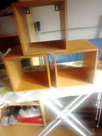 3 kubus kastjes om op te hangen, Huis en Inrichting, Ophalen of Verzenden, Gebruikt