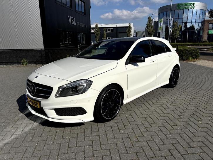 Mercedes A180 AMG Line | 172 pk | 213.000 km NEW APK, Auto's, Mercedes-Benz, Particulier, A-Klasse, Achteruitrijcamera, Adaptieve lichten