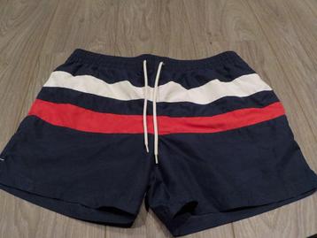 zwembroek maat M C&A blauw rood wit z.g.a.n. beschikbaar voor biedingen