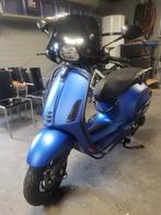 Vespa sprint mat blauw 2019 45 km/h, Fietsen en Brommers, Scooters | Vespa, Ophalen, Maximaal 45 km/u, Vespa S, Zo goed als nieuw