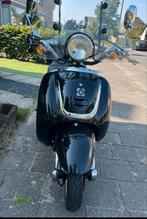 Zwarte AGM scooter, Fietsen en Brommers, Scooters | SYM, Ophalen, Gebruikt, Allo, Benzine