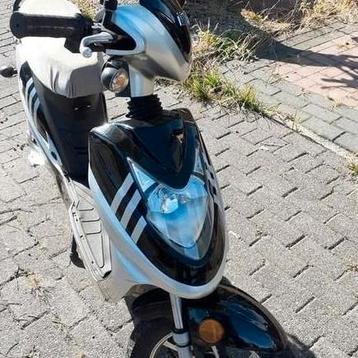 Mpi scooter sunny bikes beschikbaar voor biedingen