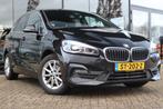 BMW 2 Serie ACTIVE TOURER AUT. 218i HIGH EX. | LEDER | HEAD-, Origineel Nederlands, Te koop, 5 stoelen, Benzine