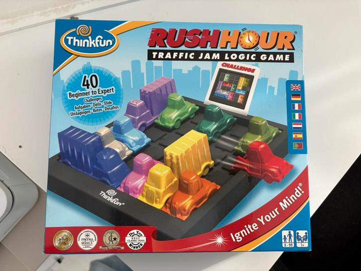 Rush Hour - Logisch Denkspel, Hobby en Vrije tijd, Gezelschapsspellen | Bordspellen, Zo goed als nieuw, Een of twee spelers, Reisspel