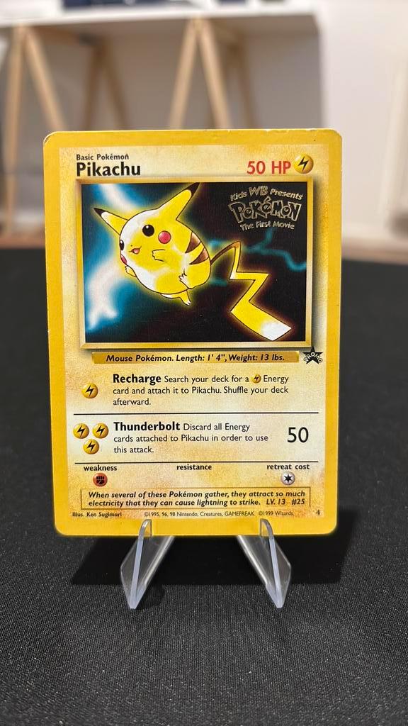 Pikachu | WP 4 | Wizards Black Star Promo, Hobby en Vrije tijd, Verzamelkaartspellen | Pokémon, Zo goed als nieuw, Ophalen of Verzenden