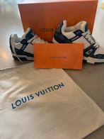 Louis Vuitton LV Train Sneakers Maat 42, Kleding | Heren, Schoenen, Ophalen of Verzenden, Zo goed als nieuw, Blauw, Sneakers of Gympen