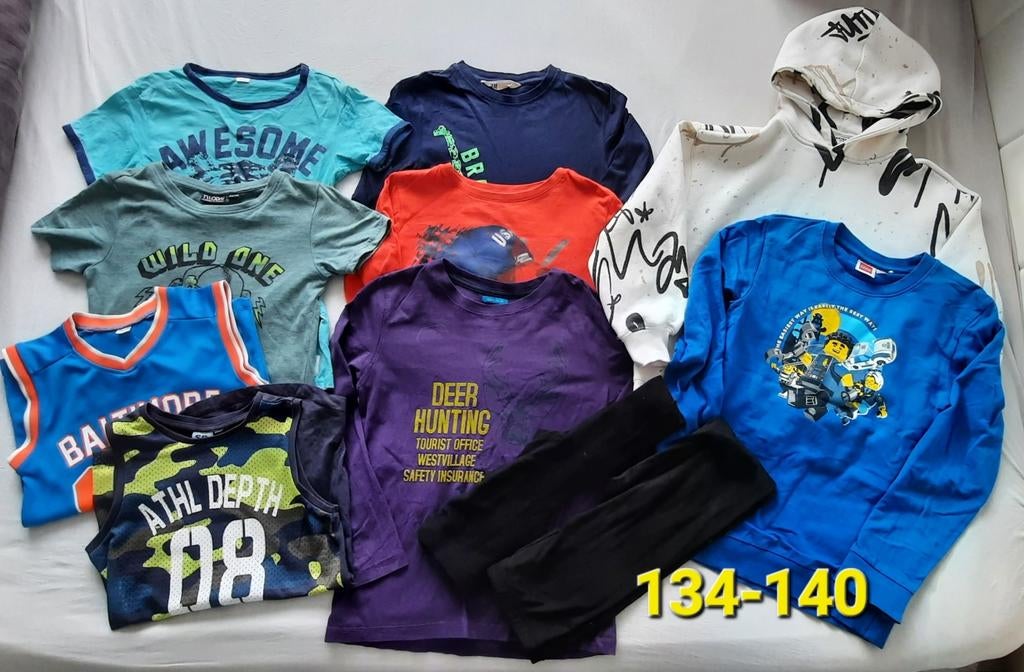 Jongens Kledingpakket in maat 134-140 - LEGO TRUI, H&M, Ophalen of Verzenden, Zo goed als nieuw, Shirt of Longsleeve