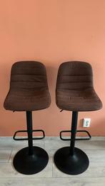 2 Bruine, in hoogte verstelbare barkrukken, Ophalen, In hoogte verstelbaar, 60 tot 90 cm, Zo goed als nieuw