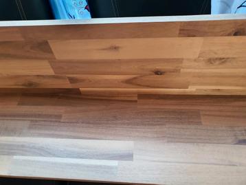 Ikia plank 120 c.m breed 25 c.m nooit gebruikt  beschikbaar voor biedingen