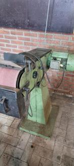 Bandschuurmachine krachtstroom - werkt perfect!, Doe-het-zelf en Verbouw, Gereedschap | Schuurmachines, Ophalen, Gebruikt, 1200 watt of meer
