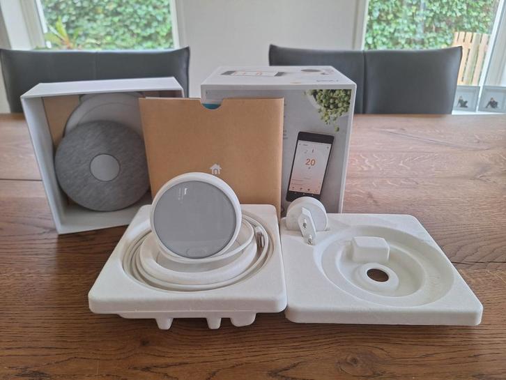 Slimme Nest thermostatE, Doe-het-zelf en Verbouw, Thermostaten, Nieuw, Slimme thermostaat, Ophalen of Verzenden