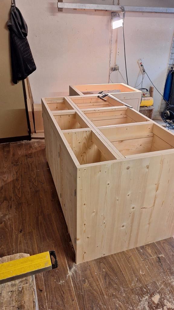 Keukeneiland van terug gedroogd en geschaafd hout, Huis en Inrichting, Keuken | Keukenelementen, Nieuw, Ophalen of Verzenden