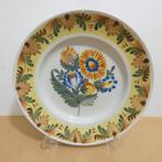 De Grieksche A (1657-1818) - schotel of wandbord [1139], Ophalen