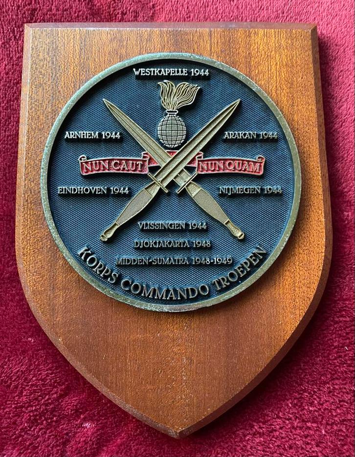 KCT Wapenschild Korps Commandotroepen schildje militaire, Verzamelen, Militaria | Algemeen, Landmacht, Embleem of Badge, Nederland